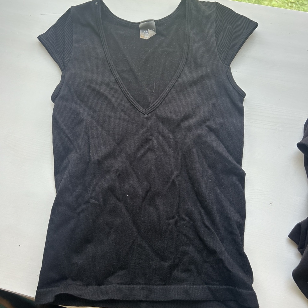 Black cap sleeve top